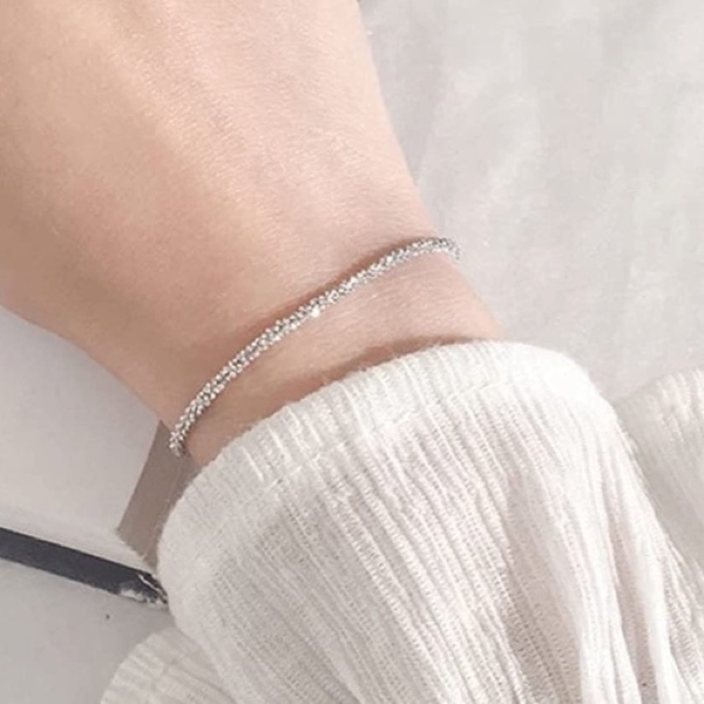 Shiny Thin Snake Chain Bracelet